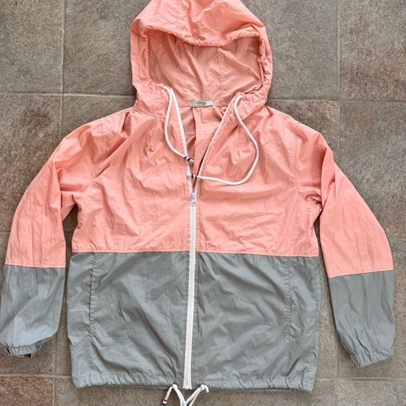 Meaveor Jackets & Blazers - Meaveor Peach and Gray Colorblock Light Weight Rain Windbreaker Jacket Size M